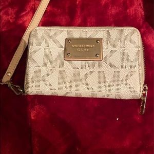 Michael kors wallet